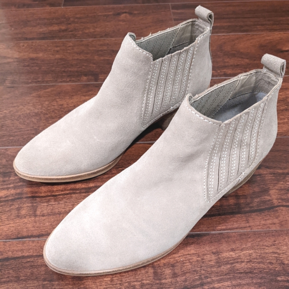Dolce Vita Ankle boots